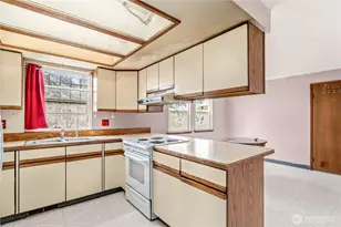 12719 61st Pl S, Seattle, WA 98178 - Photo 13