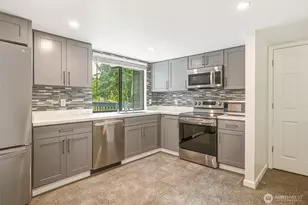 16531 NE 98th Ct, Redmond, WA 98052 - Photo 13