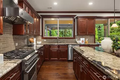 23420 SE 21st Court, Sammamish, WA 98075 - Photo 11