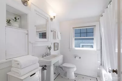 431 Smith Street, Seattle, WA 98109 - Photo 15
