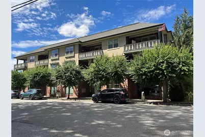110 Cedar Avenue #203, Snohomish, WA 98290 - Photo 1