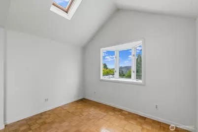 102 N 41st Street, Seattle, WA 98103 - Photo 21