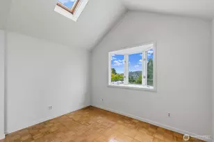 102 N 41st St, Seattle, WA 98103 - Photo 21