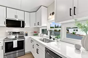 18501 52nd Ave W, Lynnwood, WA 98037 - Photo 9