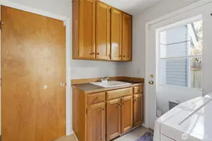 14018 SE 51st Pl, Bellevue, WA 98006 - Photo 31
