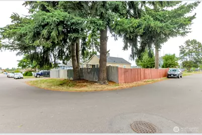 1826 G Street SE, Auburn, WA 98002 - Photo 11