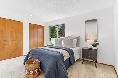 13604 SE 1st Street, Bellevue, WA 98005 - Photo 15
