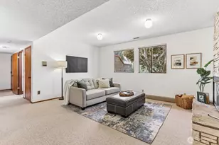 13604 SE 1st St, Bellevue, WA 98005 - Photo 17