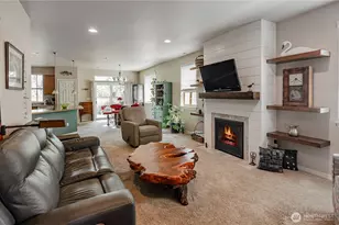 8210 Vashon Dr NE, Lacey, WA 98516 - Photo 3