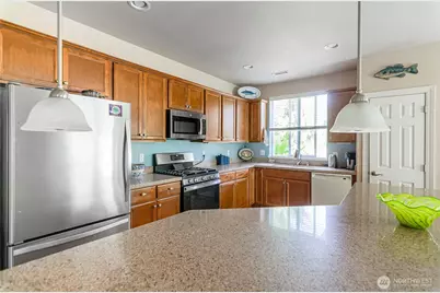 8210 Vashon Drive NE, Lacey, WA 98516 - Photo 11
