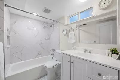 1047 NE 98th Street, Seattle, WA 98115 - Photo 19