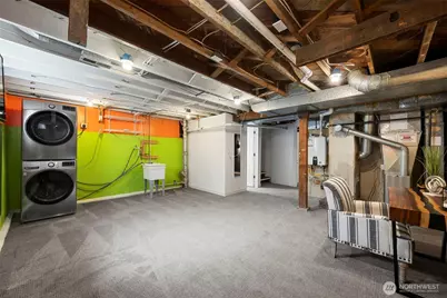 1047 NE 98th Street, Seattle, WA 98115 - Photo 17