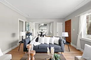 1047 NE 98th St, Seattle, WA 98115 - Photo 5