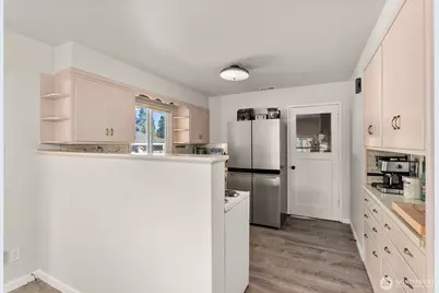 1013 Eshom Road, Centralia, WA 98531 - Photo 9