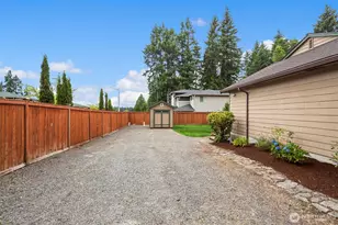 1305 233rd St SE, Bothell, WA 98021 - Photo 31