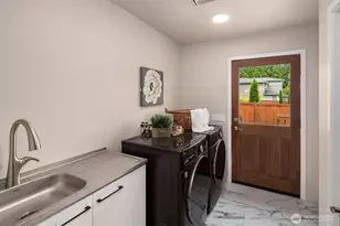 1305 233rd St SE, Bothell, WA 98021 - Photo 13