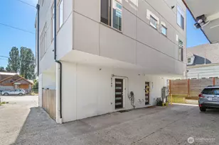 6747 15th Ave NW, Seattle, WA 98117 - Photo 3