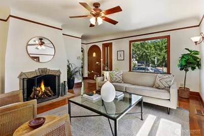 7515 Mary Avenue NW, Seattle, WA 98117 - Photo 3