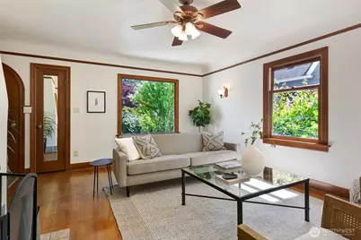7515 Mary Avenue NW, Seattle, WA 98117 - Photo 5