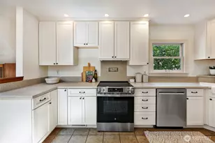 7515 Mary Ave NW, Seattle, WA 98117 - Photo 7