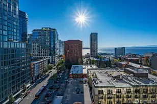 2100 3rd Ave, Seattle, WA 98121 - Photo 21