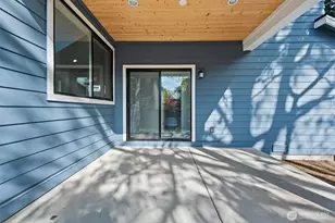 10215 135th Cir NE, Kirkland, WA 98033 - Photo 17
