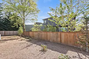10215 135th Cir NE, Kirkland, WA 98033 - Photo 19