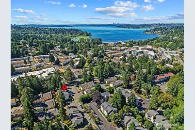 12004 101st Avenue NE #J3, Kirkland, WA 98034 - Photo 1