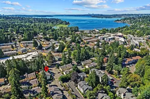 12004 101st Ave NE, Kirkland, WA 98034 - Photo 1