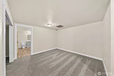 11306 211th Avenue Ct E, Bonney Lake, WA 98391 - Photo 27