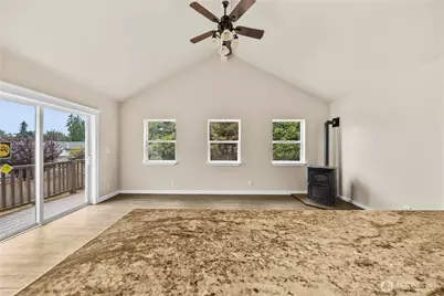 11306 211th Avenue Ct E, Bonney Lake, WA 98391 - Photo 11