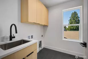 726 N 89th St, Seattle, WA 98103 - Photo 29