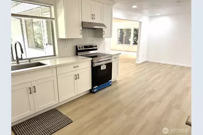 12602 Military Road E, Puyallup, WA 98374 - Photo 5