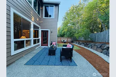 2528 Larchmount Dr NE, Issaquah, WA 98029 - Photo 33