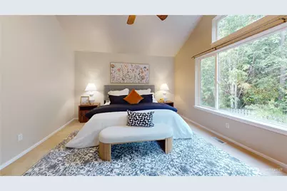 2528 Larchmount Dr NE, Issaquah, WA 98029 - Photo 11