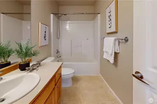 2528 Larchmount Dr NE, Issaquah, WA 98029 - Photo 21