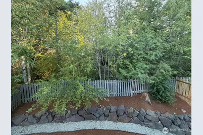 2528 Larchmount Dr NE, Issaquah, WA 98029 - Photo 35