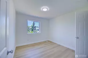 5128 NE 11th St, Renton, WA 98059 - Photo 23