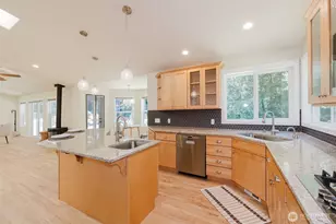 11762 Banner Rd SE, Olalla, WA 98359 - Photo 7