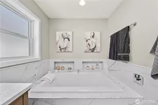 2712 57th Ave SW, Seattle, WA 98116 - Photo 23