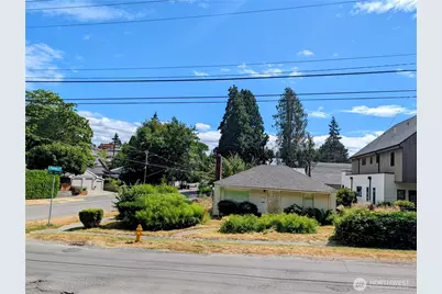 3854 36th Avenue W, Seattle, WA 98199 - Photo 1