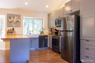 11608 41st Ave NW, Gig Harbor, WA 98332 - Photo 7