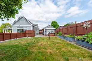 322 NE Kirby Ave, Castle Rock, WA 98611 - Photo 37