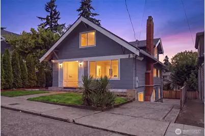 4318 1st Avenue NE, Seattle, WA 98105 - Photo 1