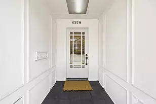 4318 1st Ave NE, Seattle, WA 98105 - Photo 5