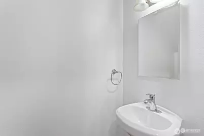13359 Ambaum Boulevard SW, Burien, WA 98146 - Photo 5