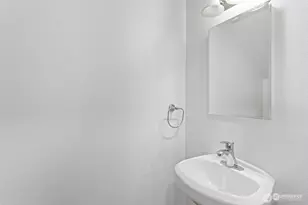 13359 Ambaum Blvd SW, Burien, WA 98146 - Photo 5
