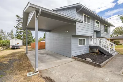 1103 E Grant Avenue, Port Angeles, WA 98362 - Photo 3