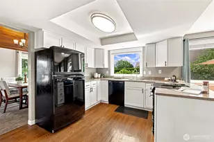 12047 SE 277th Pl, Kent, WA 98030 - Photo 11