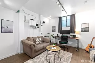22 John St, Seattle, WA 98109 - Photo 3